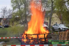 Dorfteich-Meuschau-Osterfeuer6