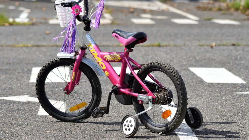 Merseburg: 10-Jährige stürzt mit Fahrrad – leicht verletzt