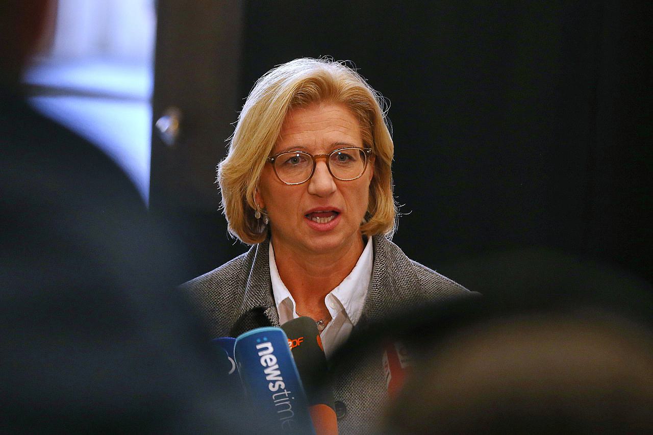 Saarlands Ministerpräsidentin Rehlinger lehnt Mehrwertsteuererhöhung ab und fordert Entlastung für 95 Prozent der Steuerzahler