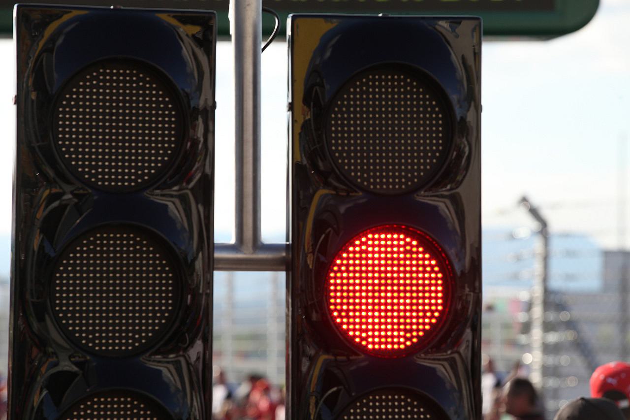 Kimi Antonelli gewinnt Formel-1-Rennen in Japan vor Piastri und Leclerc