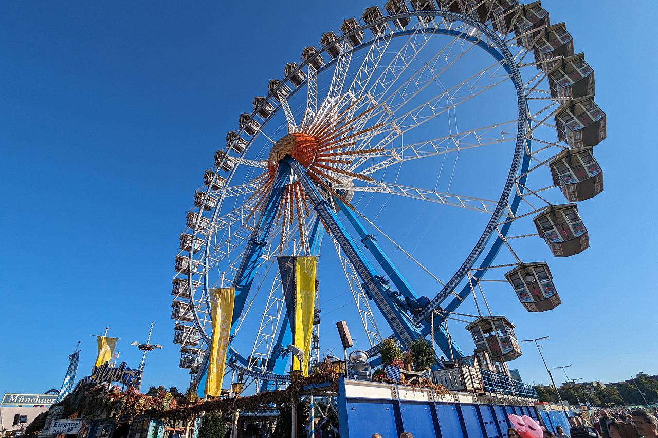 Immaterielles Kulturerbe: Bolzplatzkultur, Schaustellerei und drei weitere Traditionen neu im Bundesweiten Verzeichnis aufgenommen