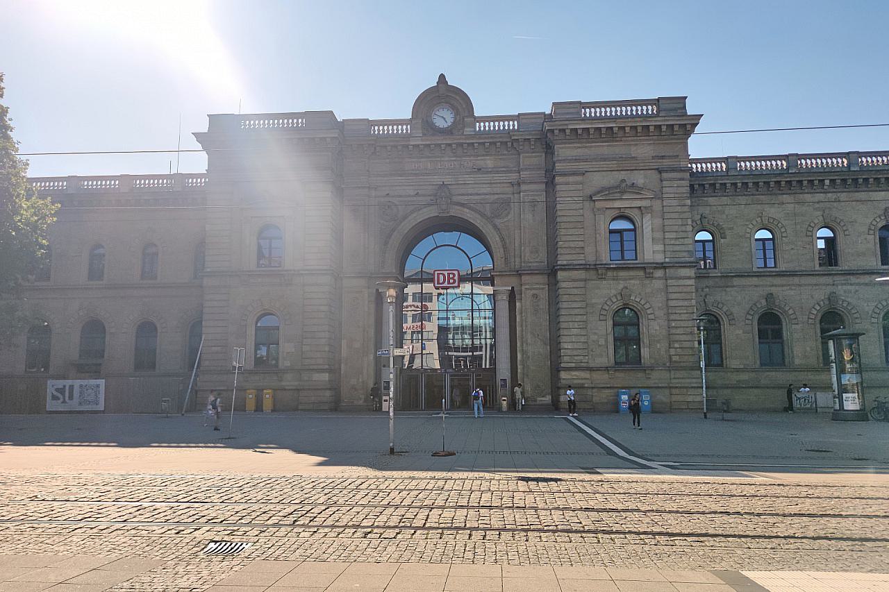 Magdeburg führt Sozialticket für Stadtpassinhaber ein