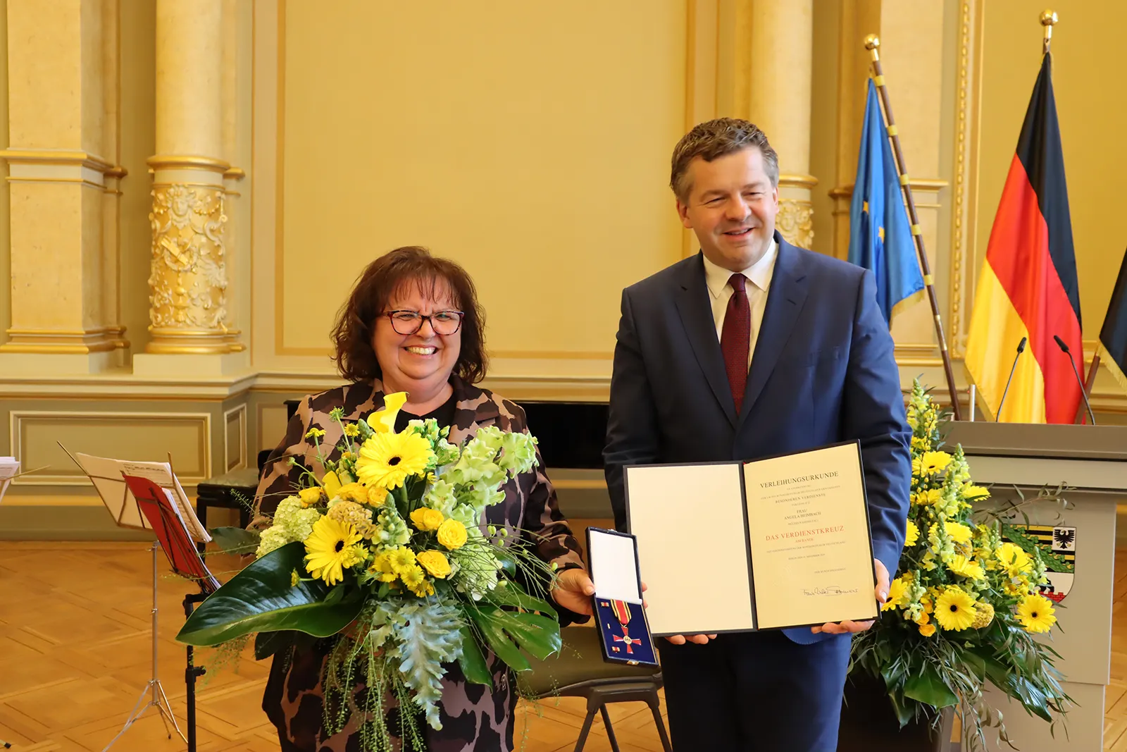 Bundesverdienstkreuz für Angela Heimbach – Ministerpräsident würdigt Engagement