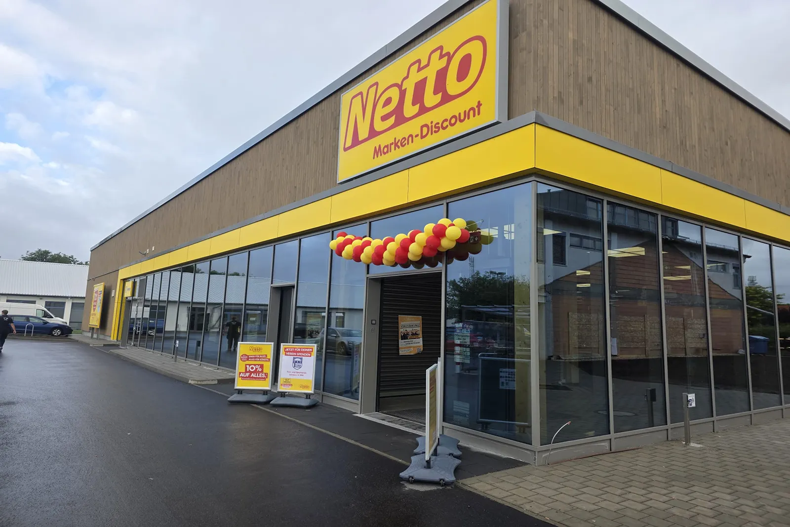 Der Holzbau-Netto an der Hohendorfer Marke ist offen